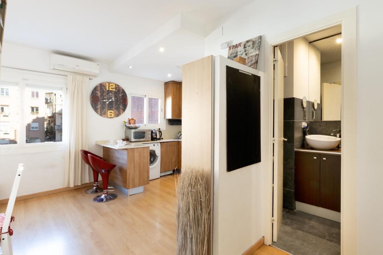 Cute Apartment In Sants Station With Hbo & Alexa & Ac Barselona Dış mekan fotoğraf