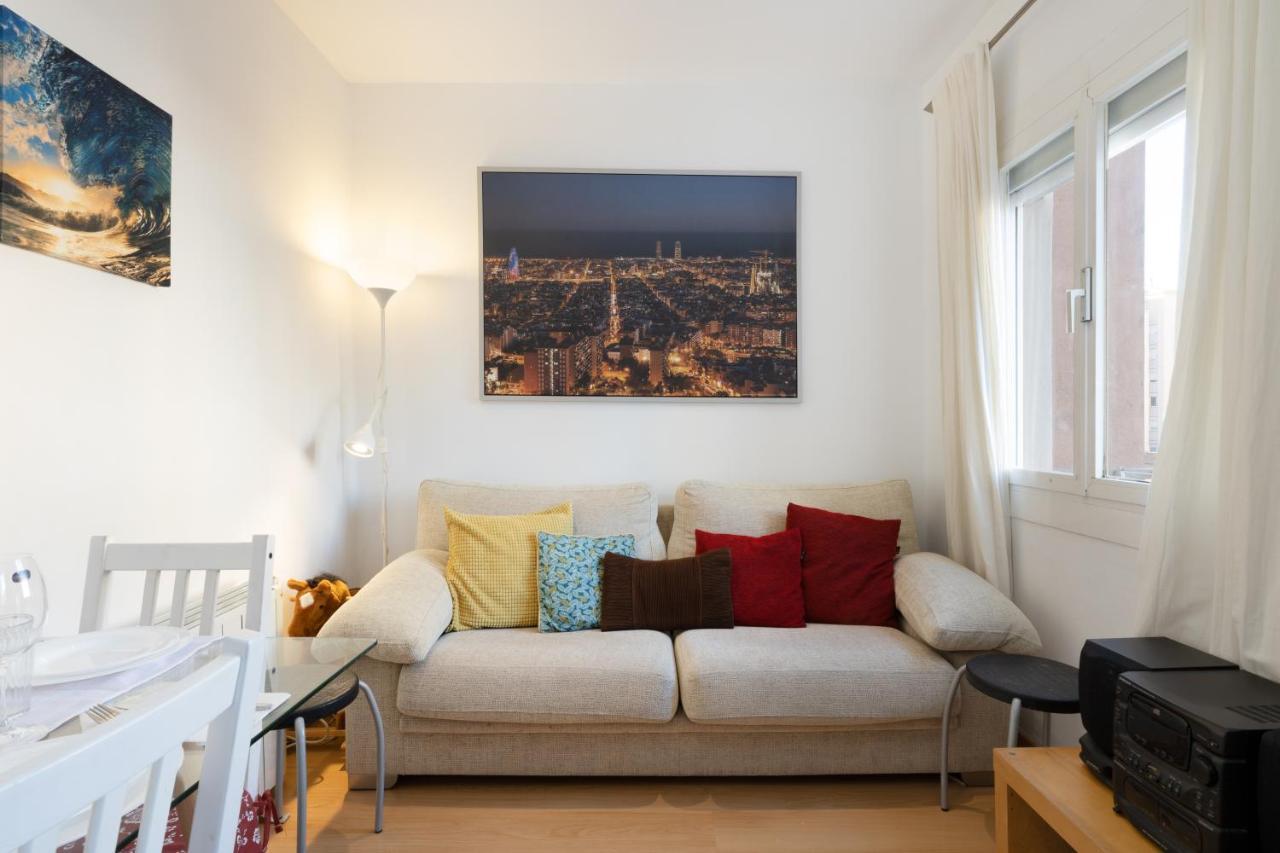 Cute Apartment In Sants Station With Hbo & Alexa & Ac Barselona Dış mekan fotoğraf